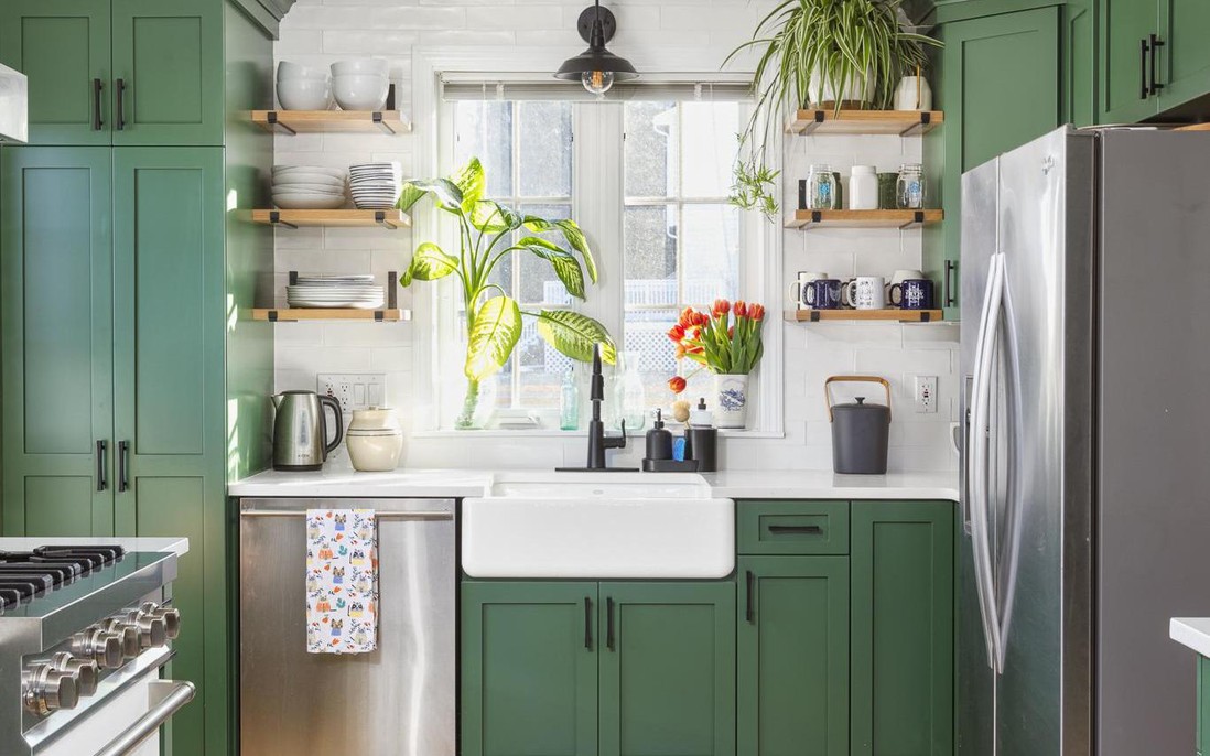 Những thiết kế nhà bếp với gam màu xanh lá khiến bạn không chê vào đâu được
