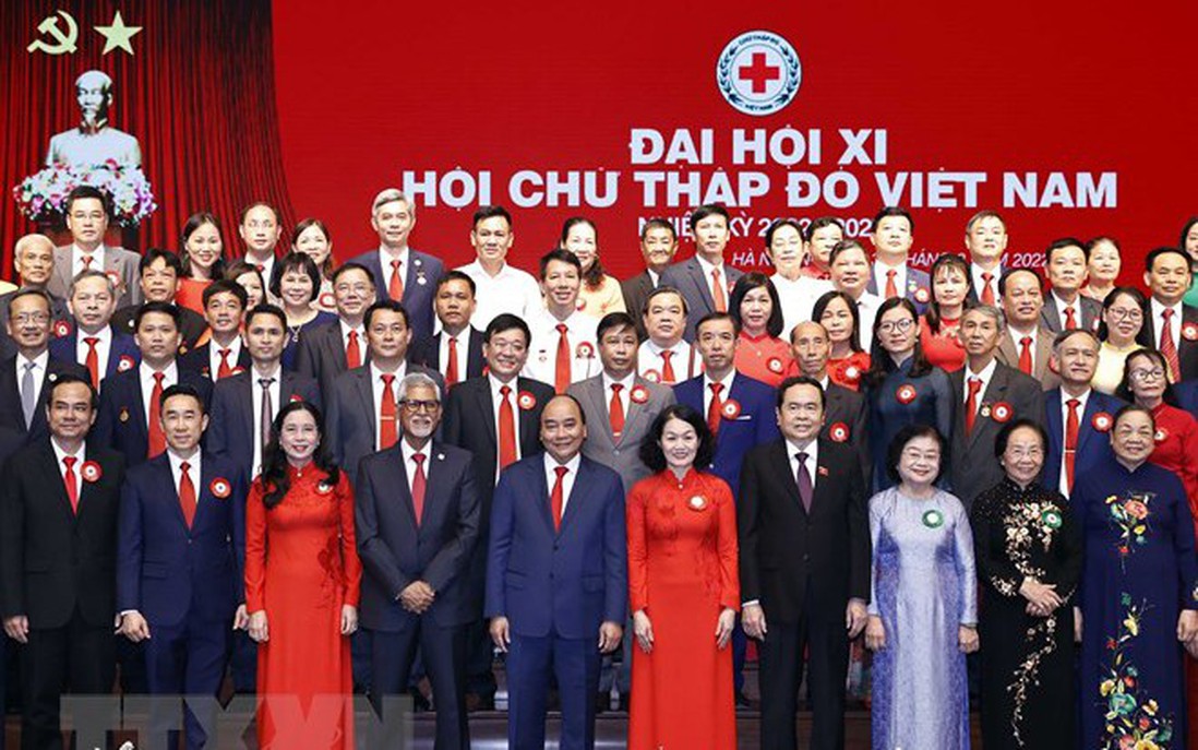 Bà Bùi Thị Hòa được bầu giữ chức Chủ tịch Hội Chữ thập Đỏ Việt Nam khóa XI