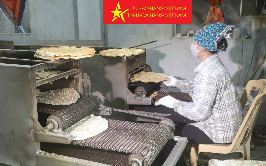 Bánh đa nướng - niềm tự hào hàng Việt