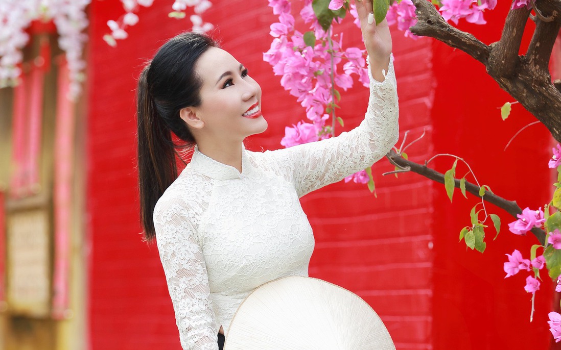Người đẹp Kim Chi: Tình yêu không nhất thiết phải lãng mạn, chỉ cần giản dị bên nhau