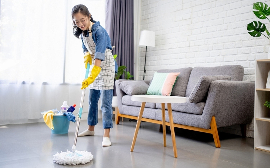 Dọn dẹp nhà cửa: Thói quen có lợi với sức khỏe tinh thần