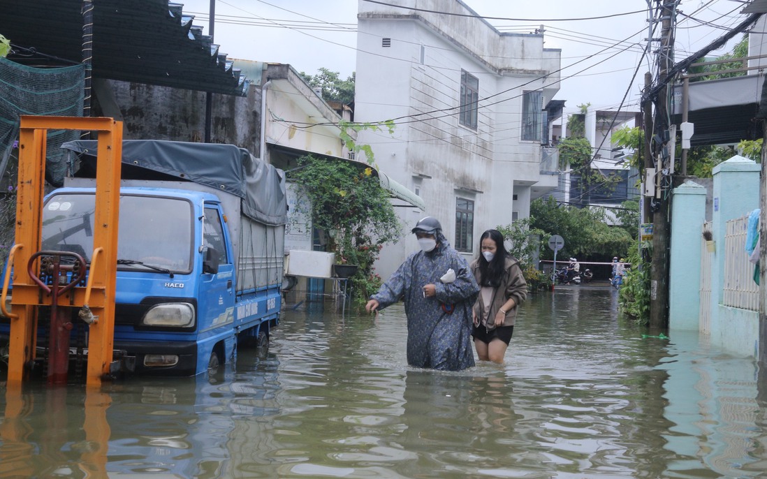 Đà Nẵng cho học sinh nghỉ học vào ngày 16/10 do mưa lớn gây ngập lụt