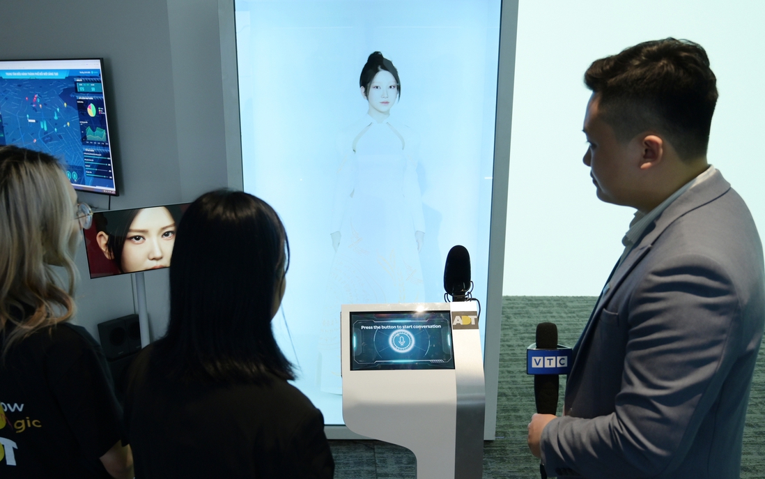 Người ảo AI lần đầu xuất hiện, trò chuyện tại Triển lãm Quốc tế Đổi mới Sáng tạo Việt Nam
