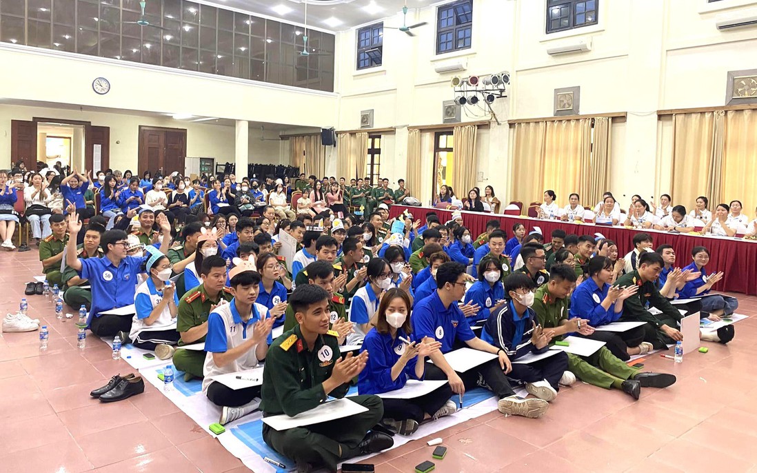 Học viện Phụ nữ Việt Nam: 100 đoàn viên thi Rung chuông vàng