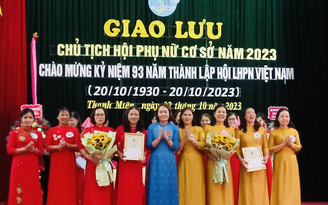 Hải Dương: Trao tặng 5 giải thưởng cho chủ tịch Hội phụ nữ cơ sở tiêu biểu