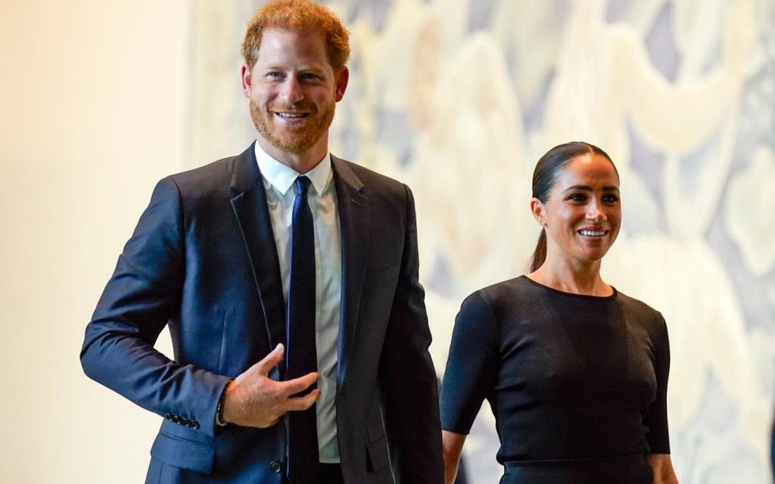 Harry và Meghan Markle "bất đồng" vì quan điểm khác nhau về kiếm tiền