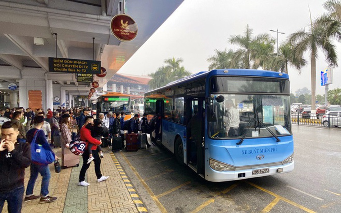 Khách Nhật Bản mất 1 triệu đồng để di chuyển 1km, sân bay Nội Bài đưa khuyến cáo