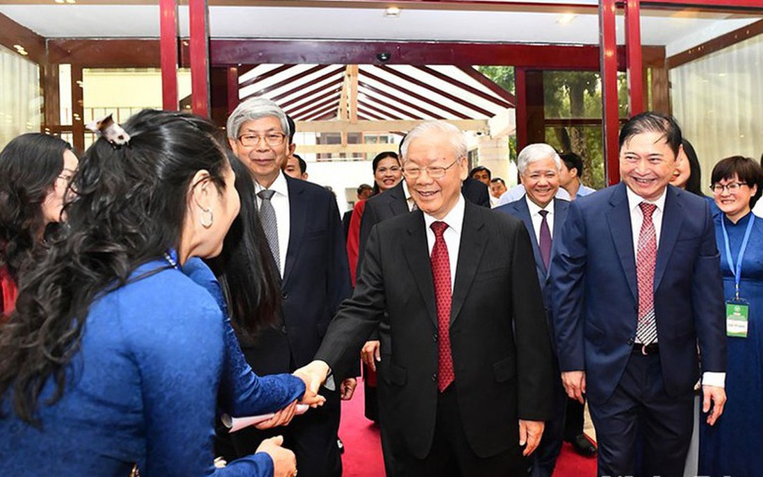 Chùm ảnh: Tổng Bí thư Nguyễn Phú Trọng dự Lễ kỷ niệm 60 năm Chủ tịch Hồ Chí Minh gặp mặt đội ngũ trí thức