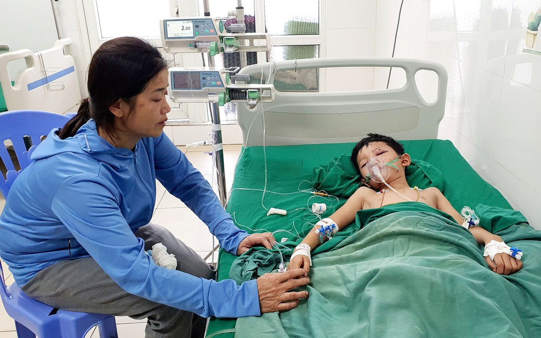Khẩn cầu của người mẹ có 3 con nhỏ là nạn nhân trong vụ nổ gara kinh hoàng ở Nghệ An