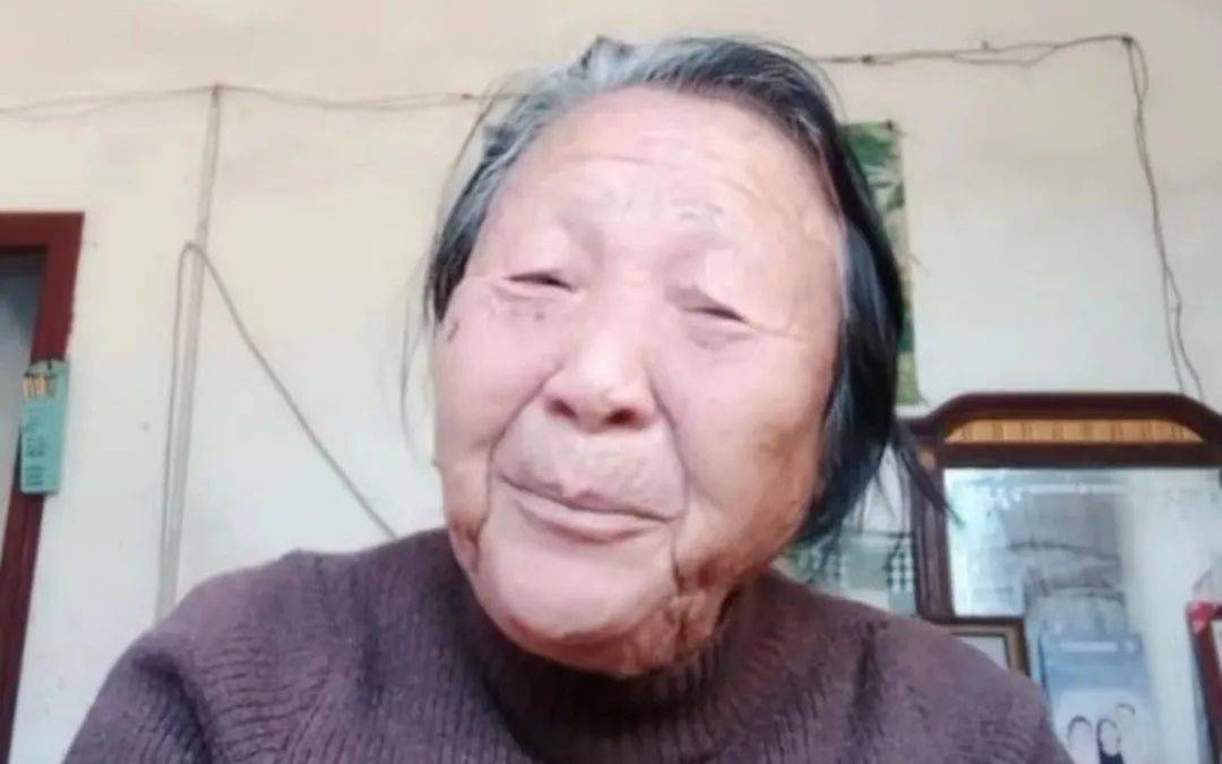 Cụ bà 80 tuổi cô đơn khi sống một mình: "Tôi không đòi hỏi các con phải ở bên nhưng thật quá trống trải"