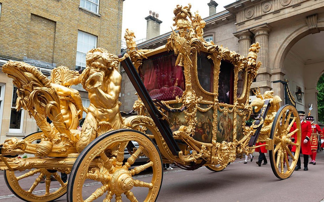 "Cỗ xe vàng ròng" trong lễ đăng quang Vua Charles: Bí ẩn đằng sau bảo vật quốc gia 260 năm tuổi