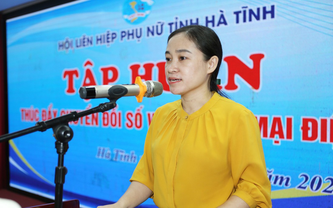 Hội LHPN Hà Tĩnh tập huấn “Thúc đẩy chuyển đổi số và thương mại điện tử”