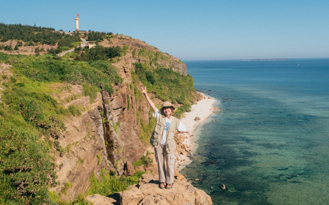 Cô gái Bắc Giang thực hiện chuyến phượt xuyên Việt đón tuổi 25