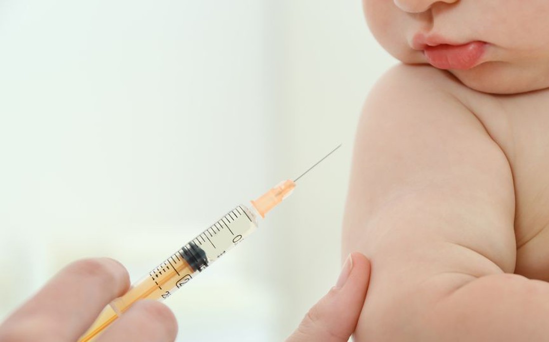 2 bé sơ sinh gặp bất thường sau tiêm vaccine, 1 bé tử vong: Tin mới nhất từ bệnh viện