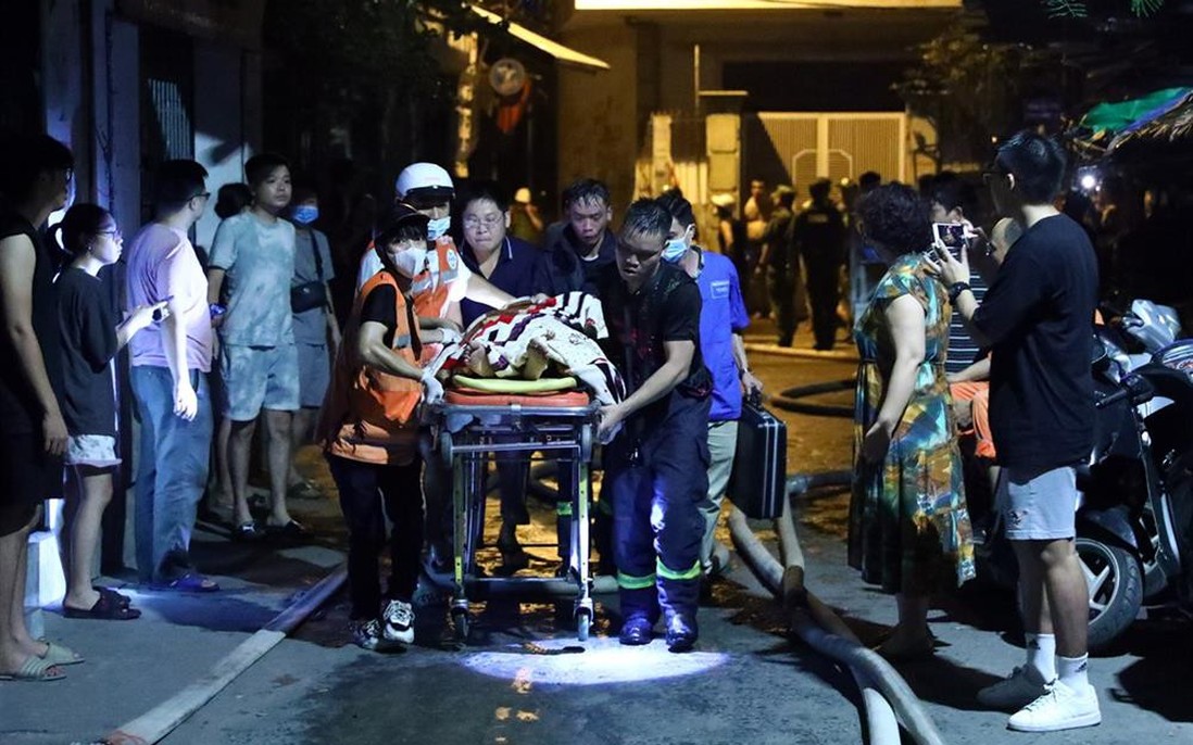 Vụ cháy chung cư mini ở Hà Nội: Ít nhất 30 người tử vong