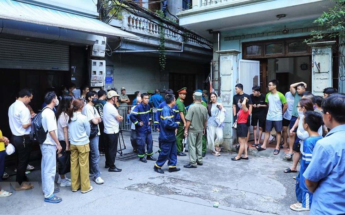 Vụ cháy chung cư mini: Hội LHPN Hà Nội hỗ trợ lực lượng cứu hộ và các gia đình gặp nạn 