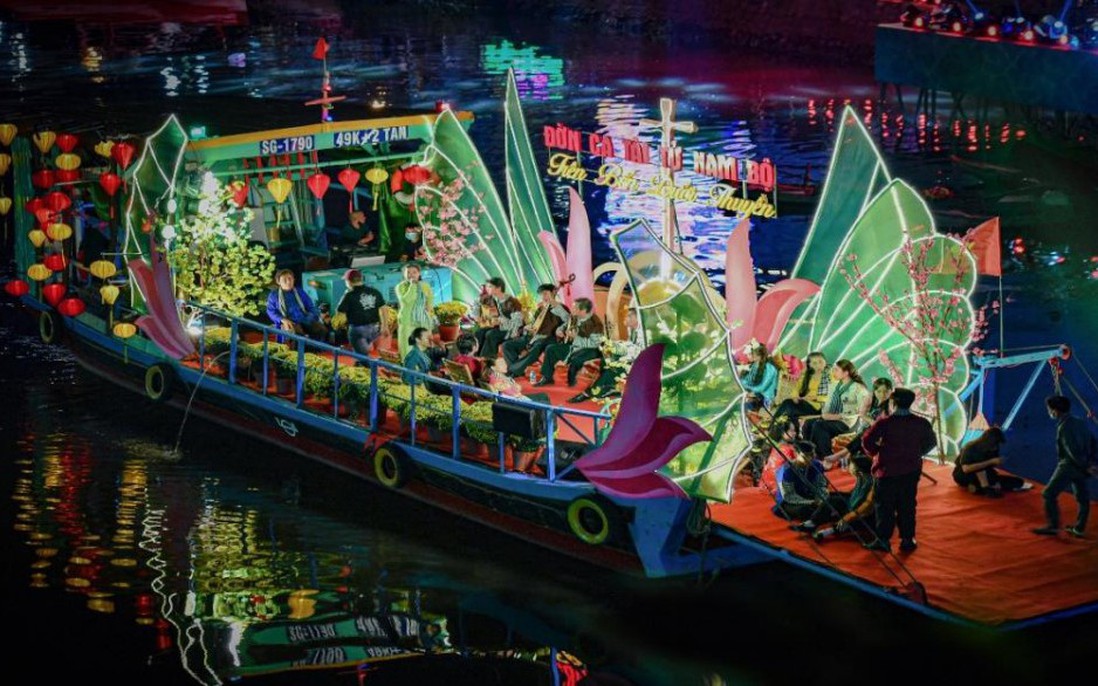 Chợ hoa xuân “Trên bến dưới thuyền” Bến Bình Đông: 654 điểm kinh doanh phục vụ đến 30 Tết