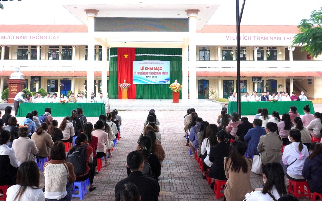 Lâm Đồng: Chấm dứt hợp đồng với 13 giáo viên, viên chức, chuyển hồ sơ sang cơ quan Công an