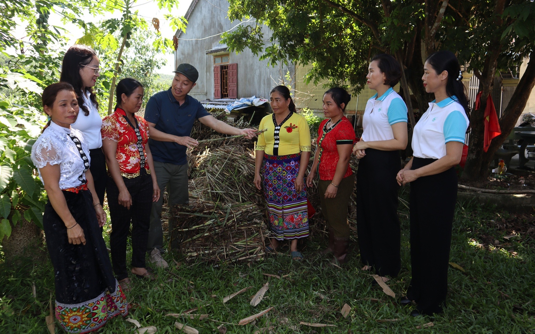 Bài 2: 
Hội LHPN Việt Nam chung tay giúp hội viên dân tộc thiểu số ở Nghệ An giảm nghèo bền vững