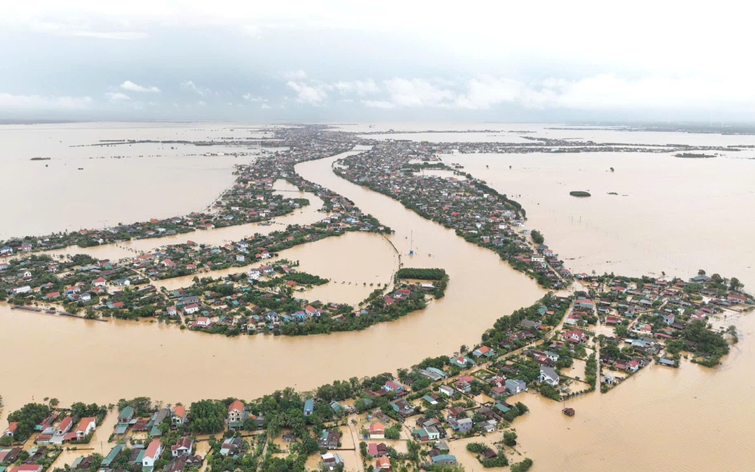 Quảng Bình: Mưa lũ khiến hơn 32.700 ngôi nhà bị ngập, 4 người tử vong và mất tích