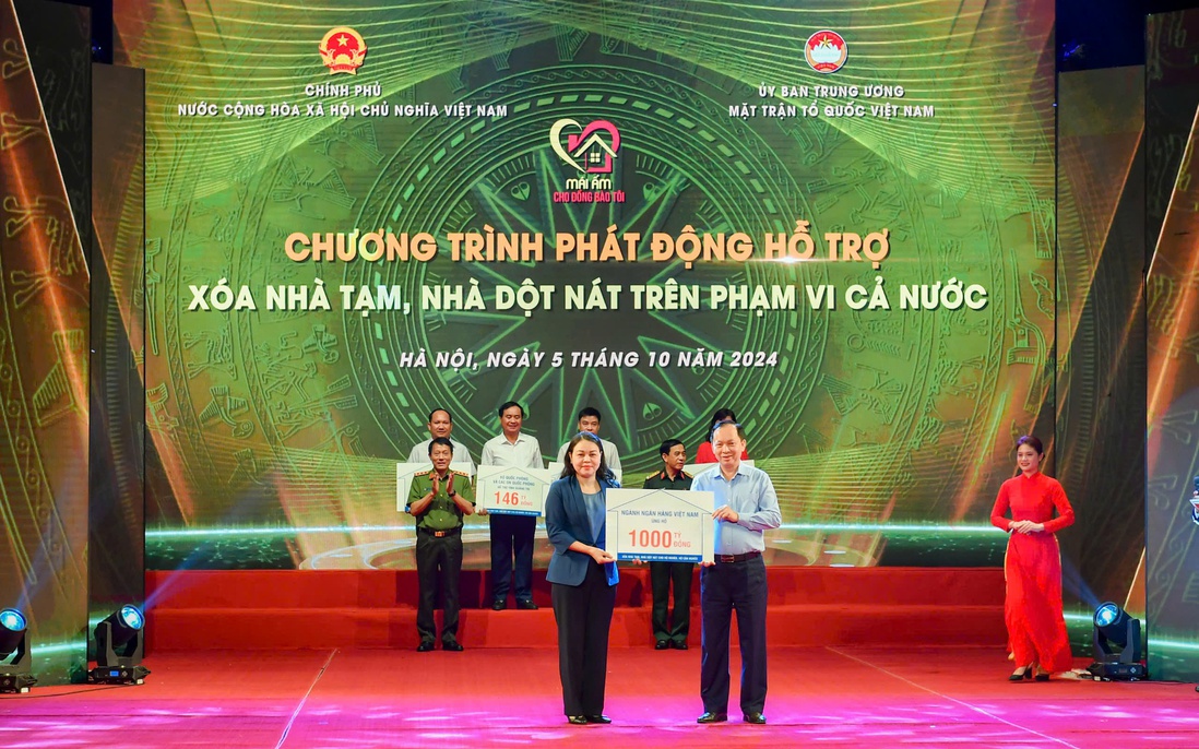 Agribank ủng hộ 100 tỷ đồng hưởng ứng đợt thi đua cao điểm hoàn thành xóa nhà tạm, nhà dột nát trên cả nước