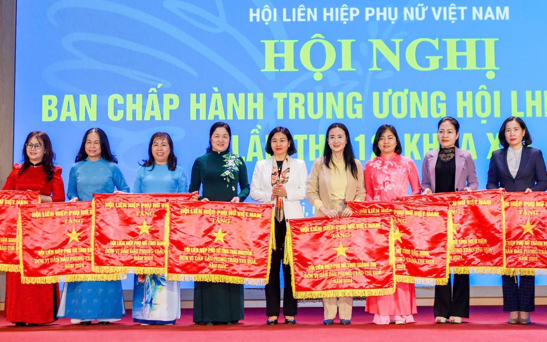 8 Hội LHPN tỉnh, thành được tặng Cờ "Đơn vị dẫn đầu phong trào thi đua năm 2024"