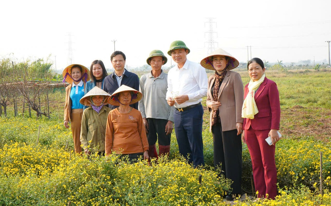 Phụ nữ Hưng Yên tích cực phân loại, xử lý rác thải sinh hoạt tại hộ gia đình, góp phần xây dựng nông thôn mới 