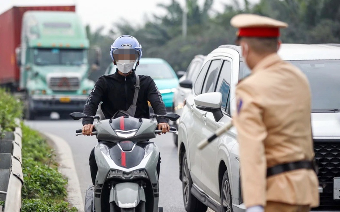 Hà Nội: Phát hiện phương tiện bị đánh cắp từ vụ xử lý xe môtô đi vào cao tốc