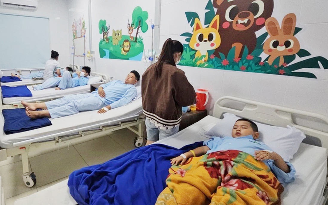 Vụ nghi ngộ độc do ăn cơm gà tại Nha Trang: Tình hình các nạn nhân hiện ra sao?