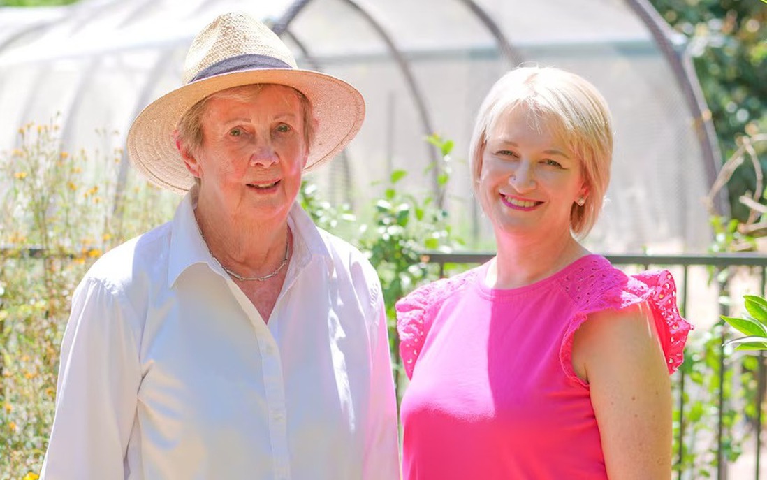 Phụ nữ lớn tuổi ở Úc vượt cô đơn nhờ làm vườn