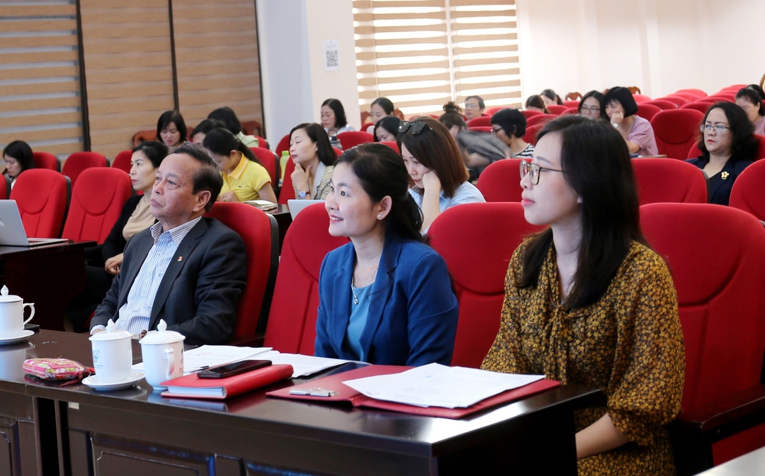 Hội LHPN Việt Nam tập huấn thông tin về công tác dân tộc, tôn giáo