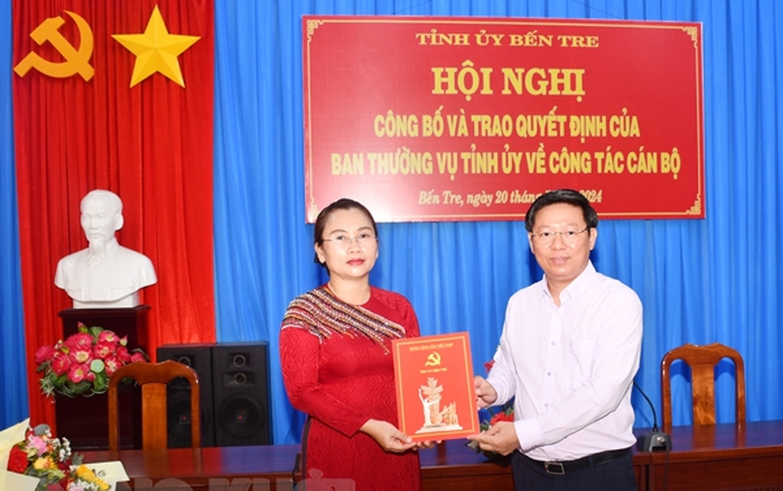 Bà Nguyễn Thị Mai Rý giữ chức Phó Bí thư Đảng ủy Khối Cơ quan - Doanh nghiệp tỉnh Bến Tre