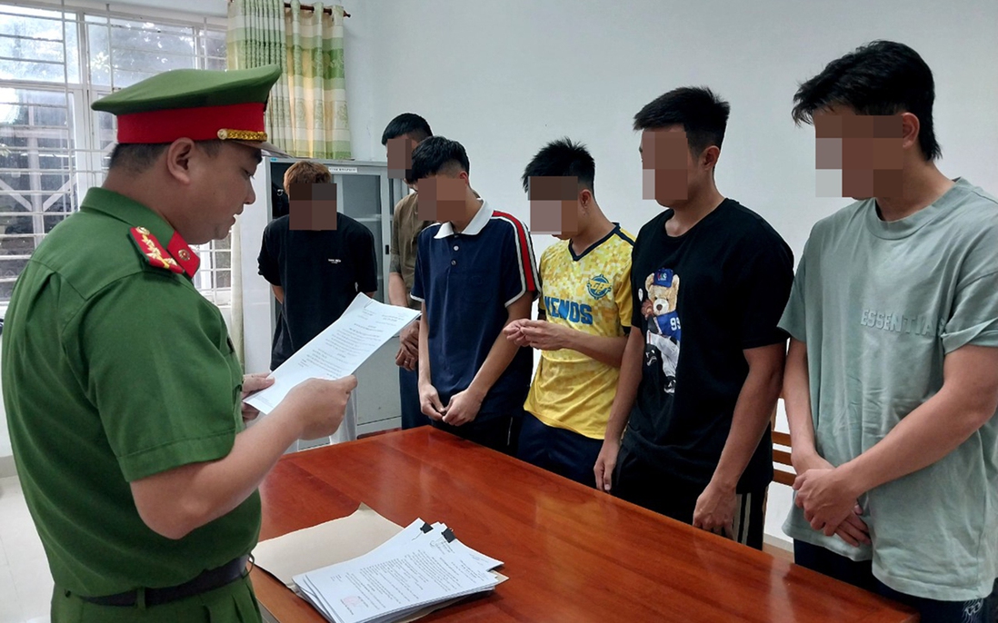 Khởi tố, bắt tạm giam 6 cầu thủ