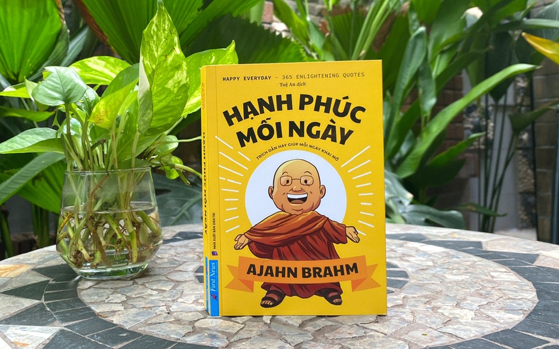 Cuốn sách chứa đựng 365 trích dẫn hay của thiền sư Ajahn Brahm