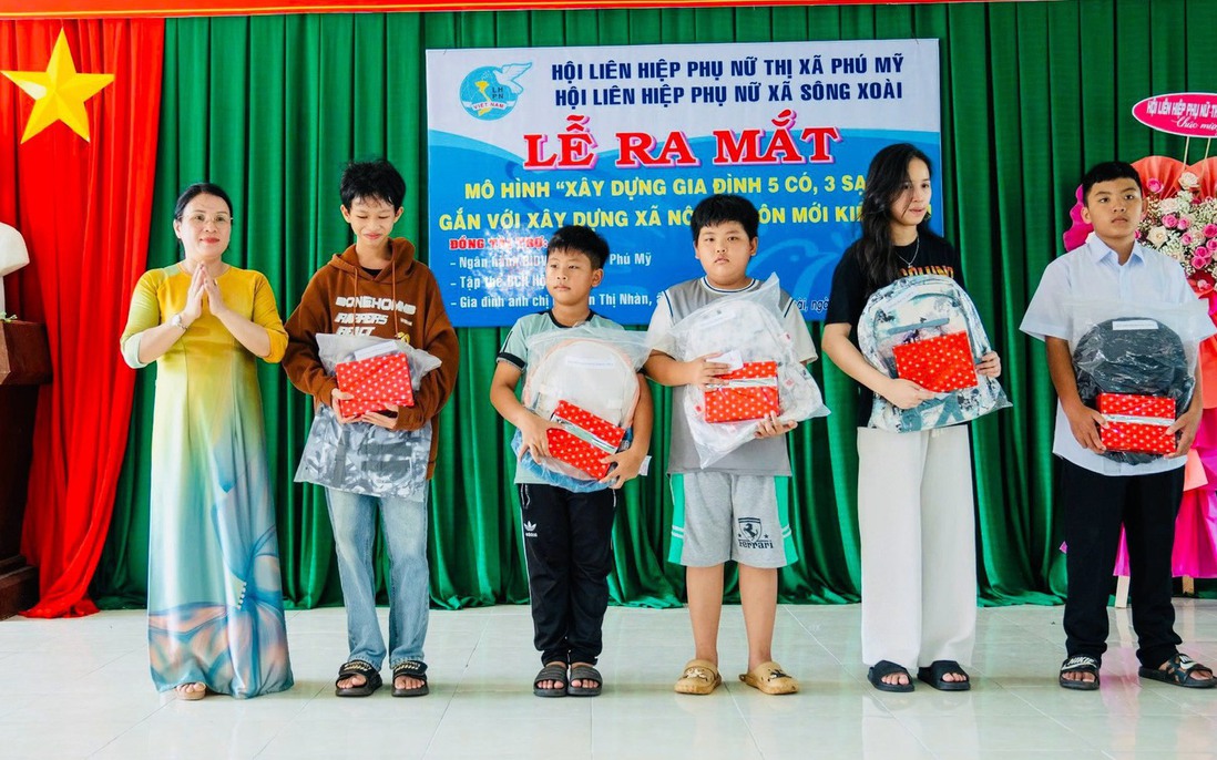 Ra mắt mô hình "Xây dựng gia đình 5 có, 3 sạch" tại xã Sông Xoài