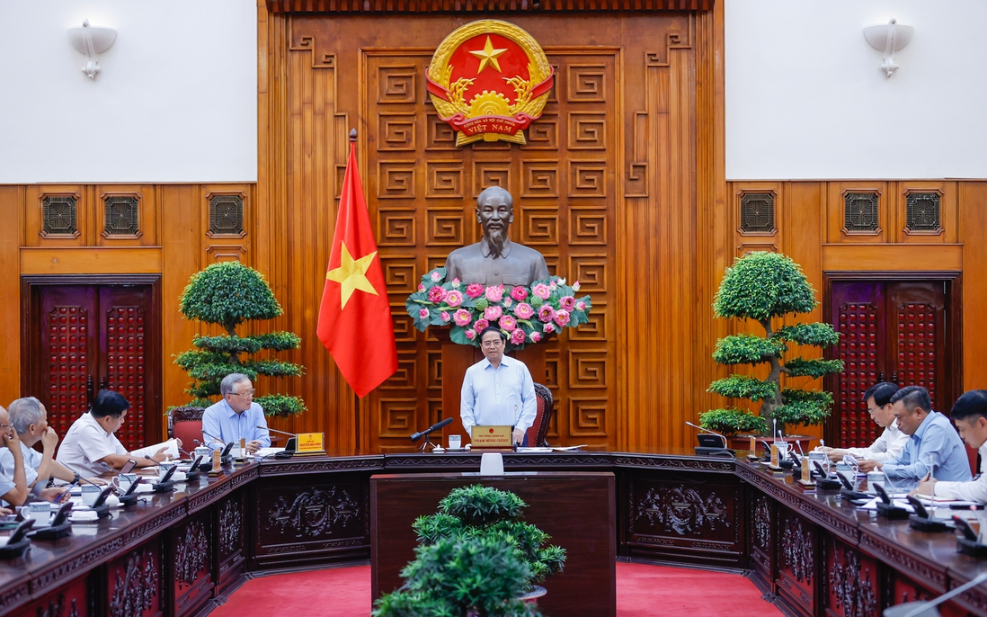 Thủ tướng chủ trì cuộc họp Thường trực Tiểu ban Kinh tế-xã hội Đại hội XIV của Đảng