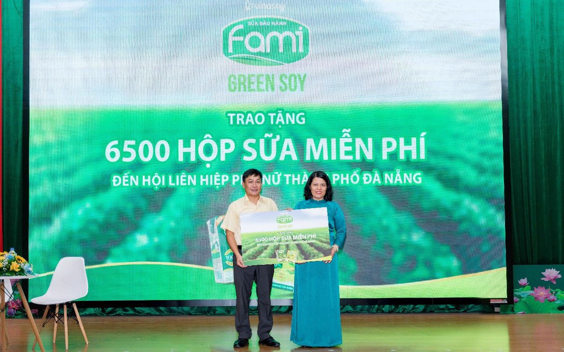 Phái đẹp Đà Nẵng khám phá bí kíp “Khỏe đẹp trăm phần” cùng Fami Green Soy và Omega 369 tự nhiên từ đậu nành