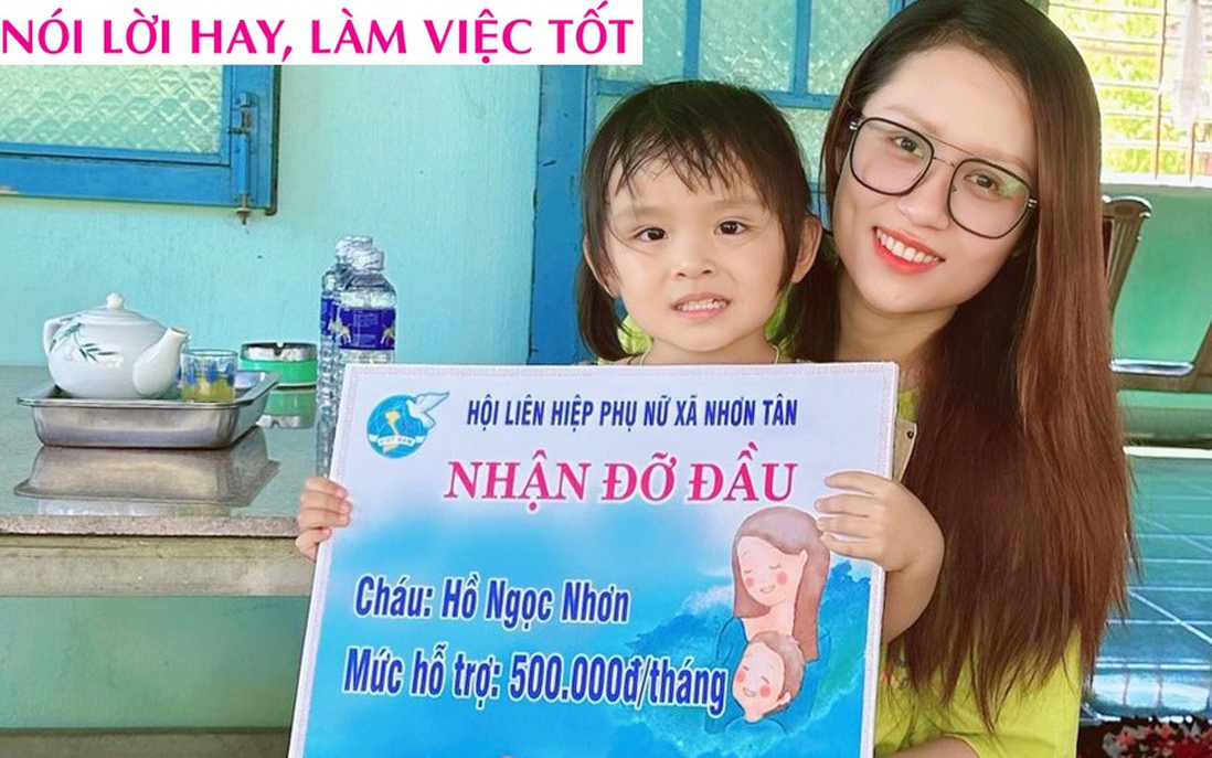 Cô gái 29 tuổi là mẹ đỡ đầu của 8 trẻ mồ côi