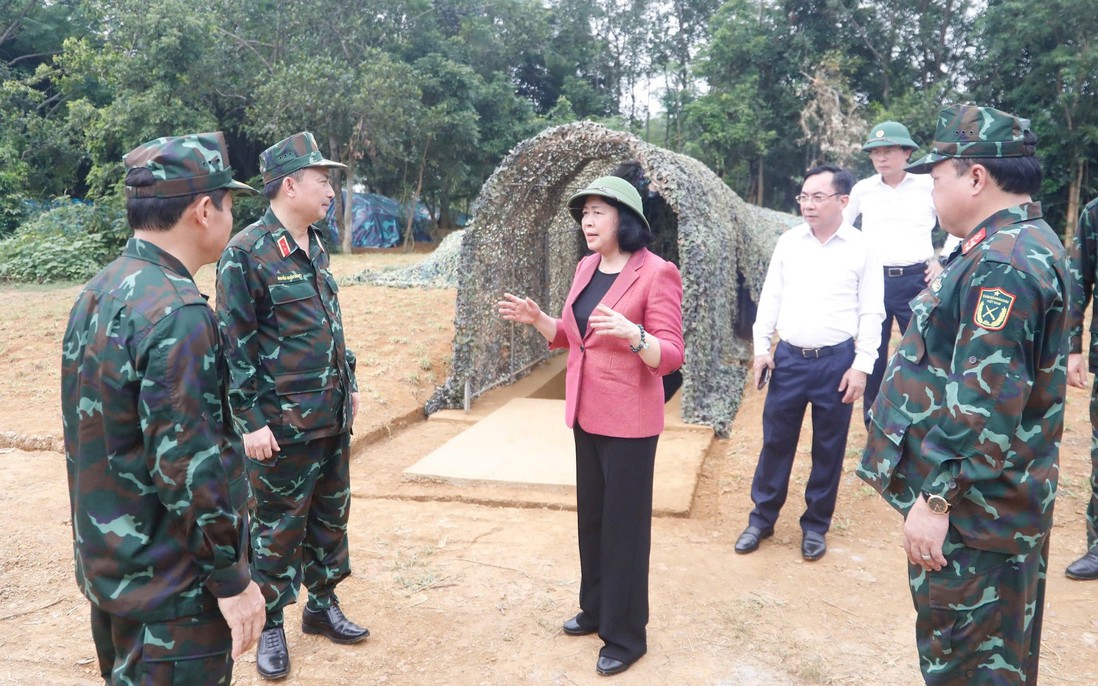 Bí thư Hà Nội kiểm tra công tác chuẩn bị diễn tập khu vực phòng thủ 