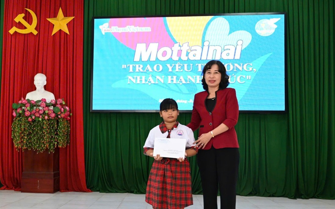 Trao 5 suất học bổng Mottainai cho trẻ em mồ côi có hoàn cảnh khó khăn tại Long An