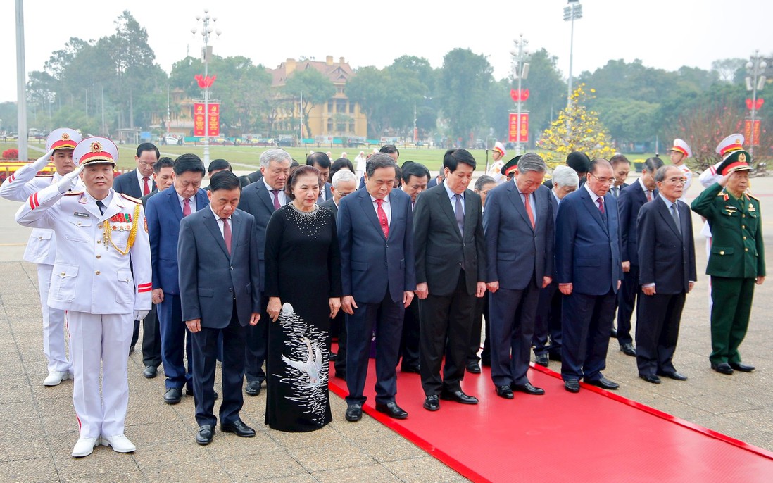 Lãnh đạo Đảng, Nhà nước vào Lăng viếng Chủ tịch Hồ Chí Minh nhân dịp Tết Nguyên đán