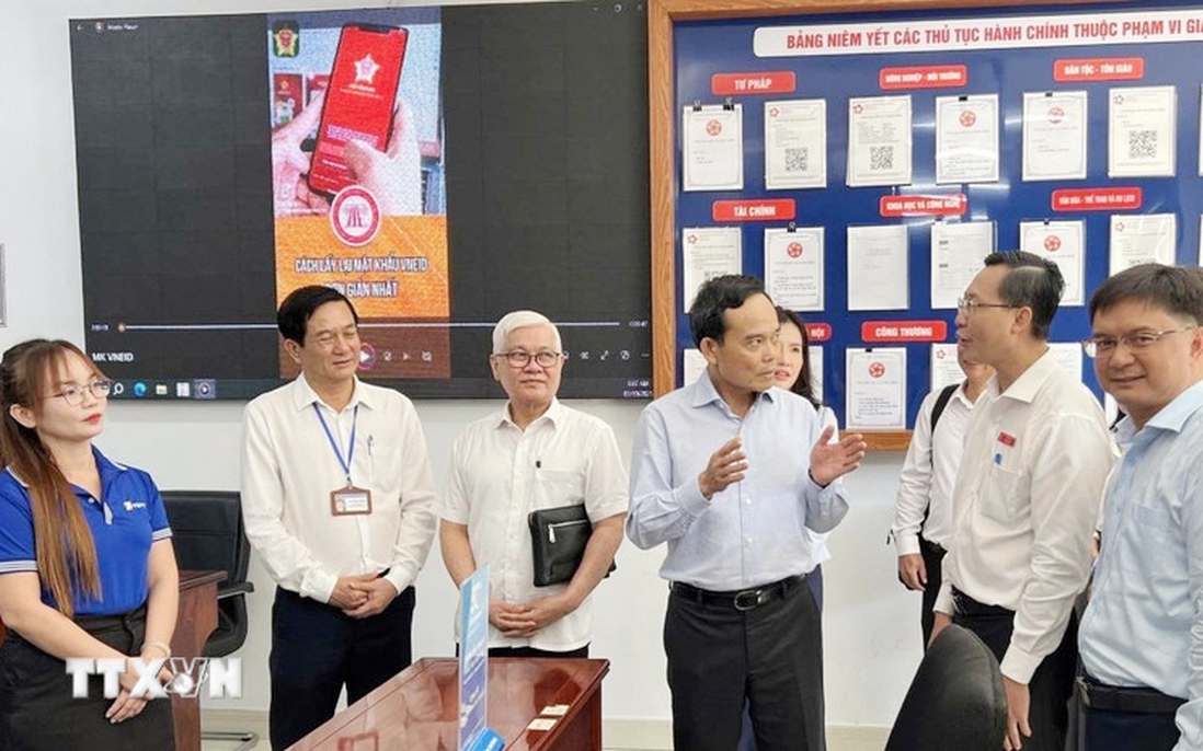 Bí thư Thành ủy TPHCM: Cần tạo động lực cho đội ngũ cán bộ