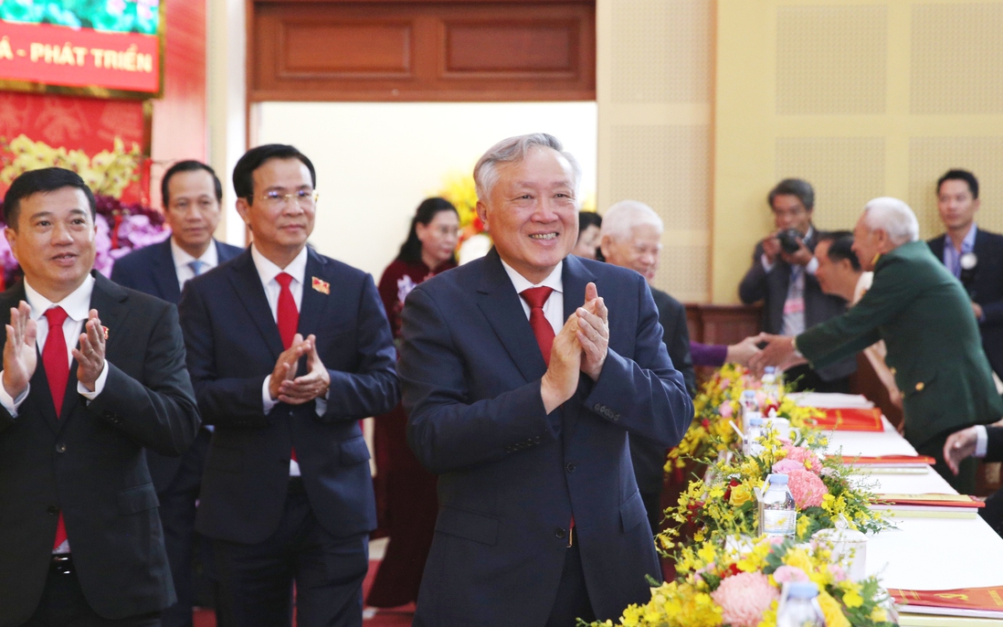 Phó Thủ tướng Thường trực Nguyễn Hòa Bình dự Đại hội Đảng bộ tỉnh Lâm Đồng