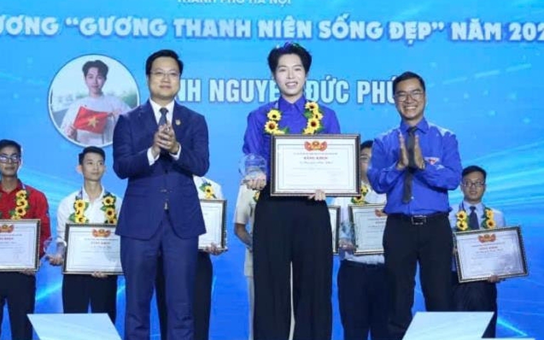 Đức Phúc được tuyên dương gương “Thanh niên sống đẹp” năm 2025