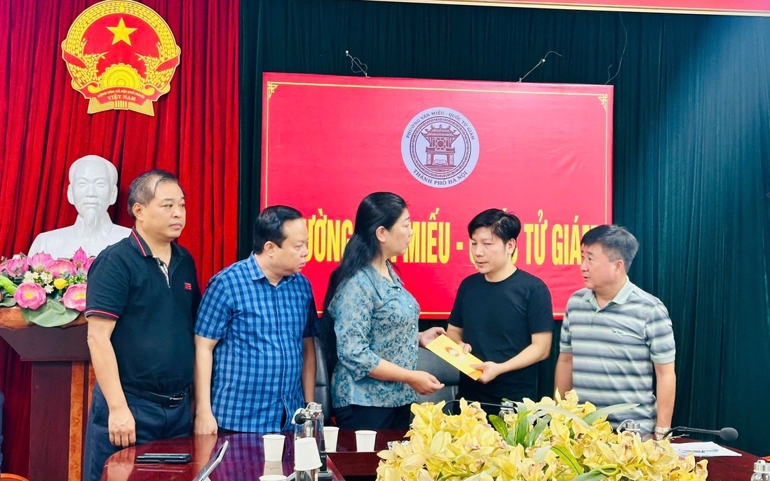 Chủ tịch MTTQ TP Hà Nội thăm hỏi gia đình nạn nhân vụ cháy tại phố Kim Hoa