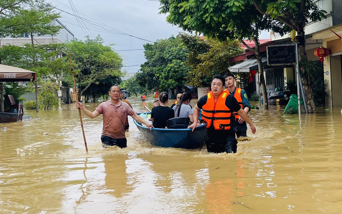 Đau lòng những giáo viên tử vong do thiên tai