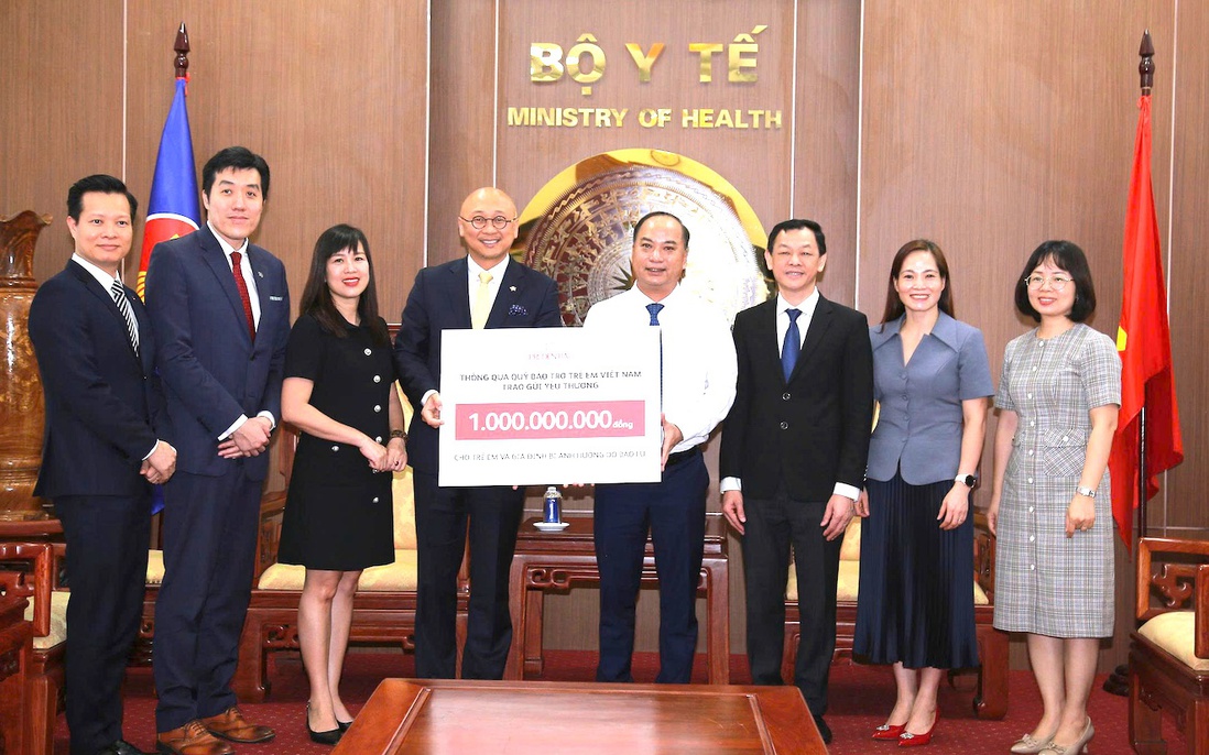 Quỹ Bảo trợ trẻ em Việt Nam tiếp nhận ủng hộ trẻ bị ảnh hưởng bão lũ tại 6 tỉnh, thành