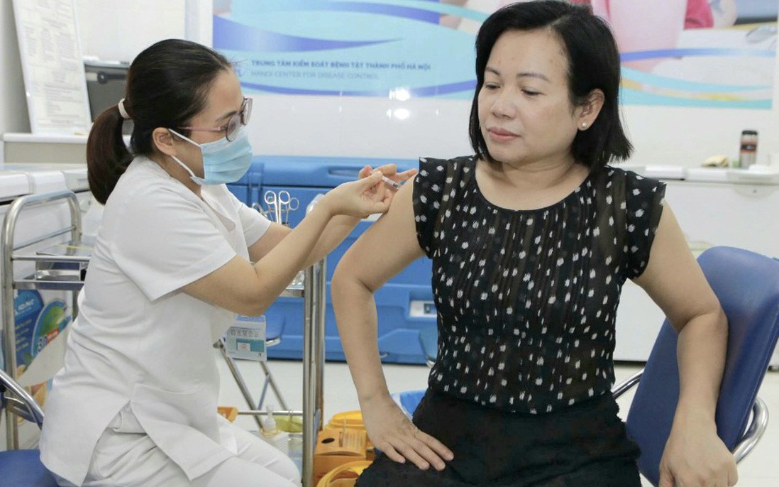 Sau mưa lũ, người dân cần đề phòng vi khuẩn uốn ván xâm nhập