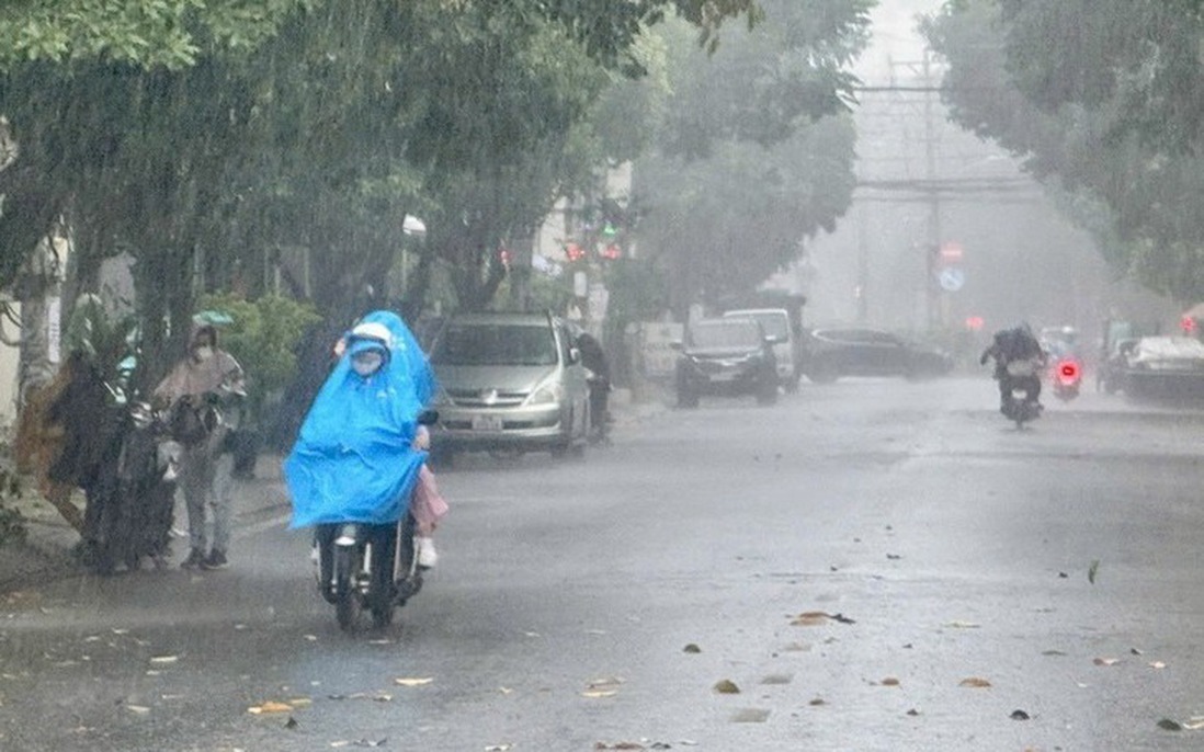 Thời tiết ngày 16/10: Bắc Bộ và Nam Bộ tiếp tục có mưa dông