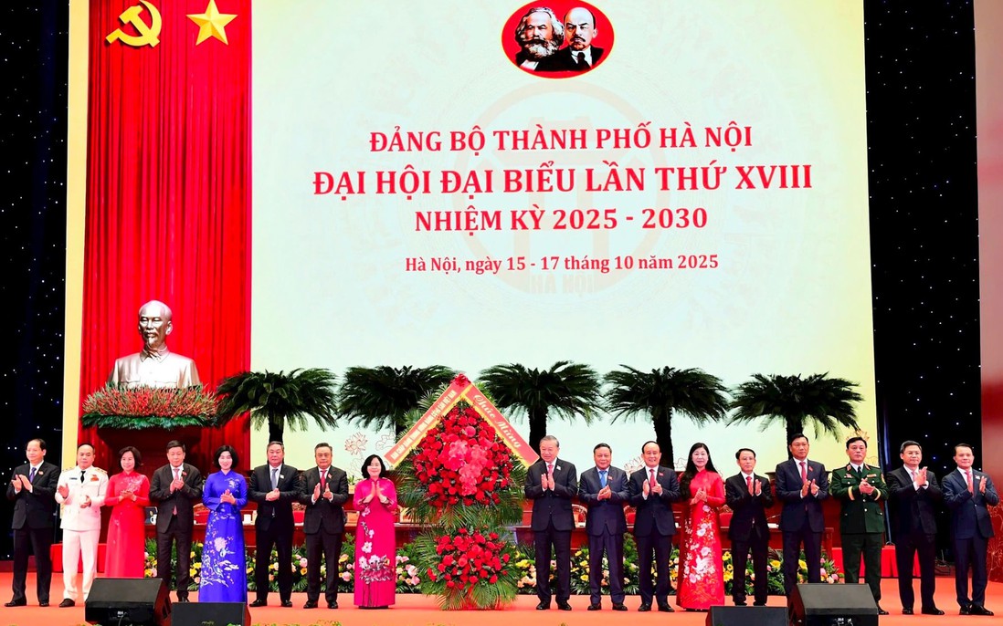 Danh sách Ban Thường vụ Thành ủy Hà Nội khóa XVIII, tỷ lệ nữ chiếm 17,6%